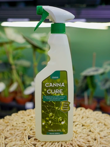 Spray dolistny Canna Cure 750ml