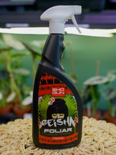 Nawóz dolistny Shogun Geisha Foliar 750ml